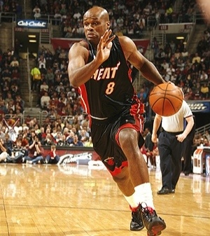 CEzUL, inews, JWrBx CEzUL, inews, JWrBx