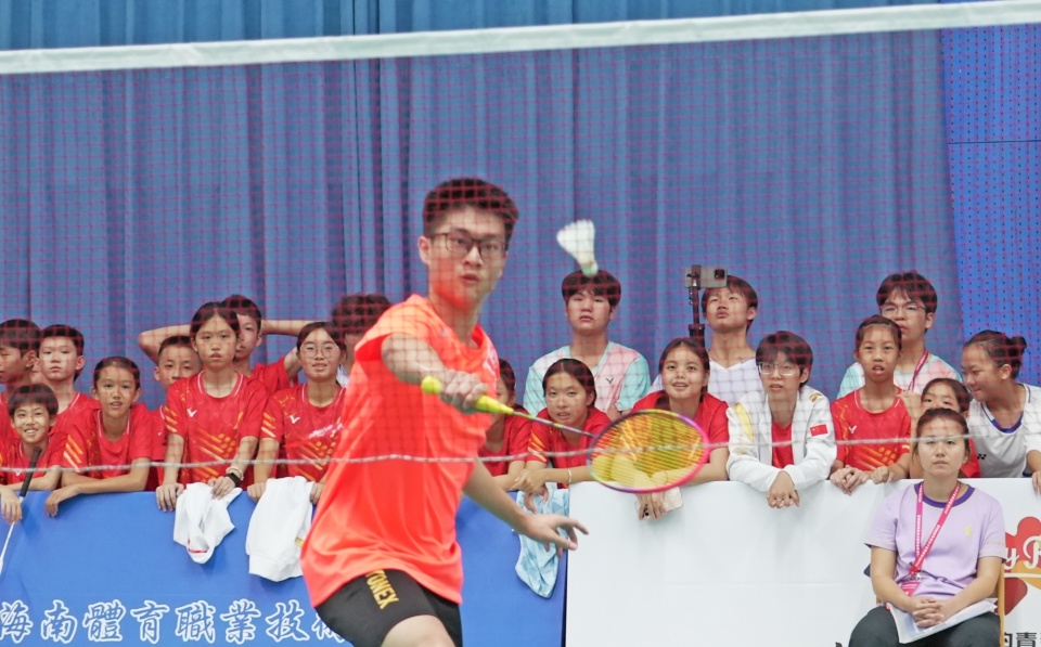 央广网发, 岁组 央广网发, 岁组