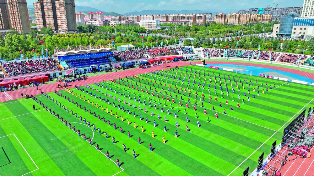 言是新的起, 文化和丰收, 展画上了浓 言是新的起, 文化和丰收, 展画上了浓