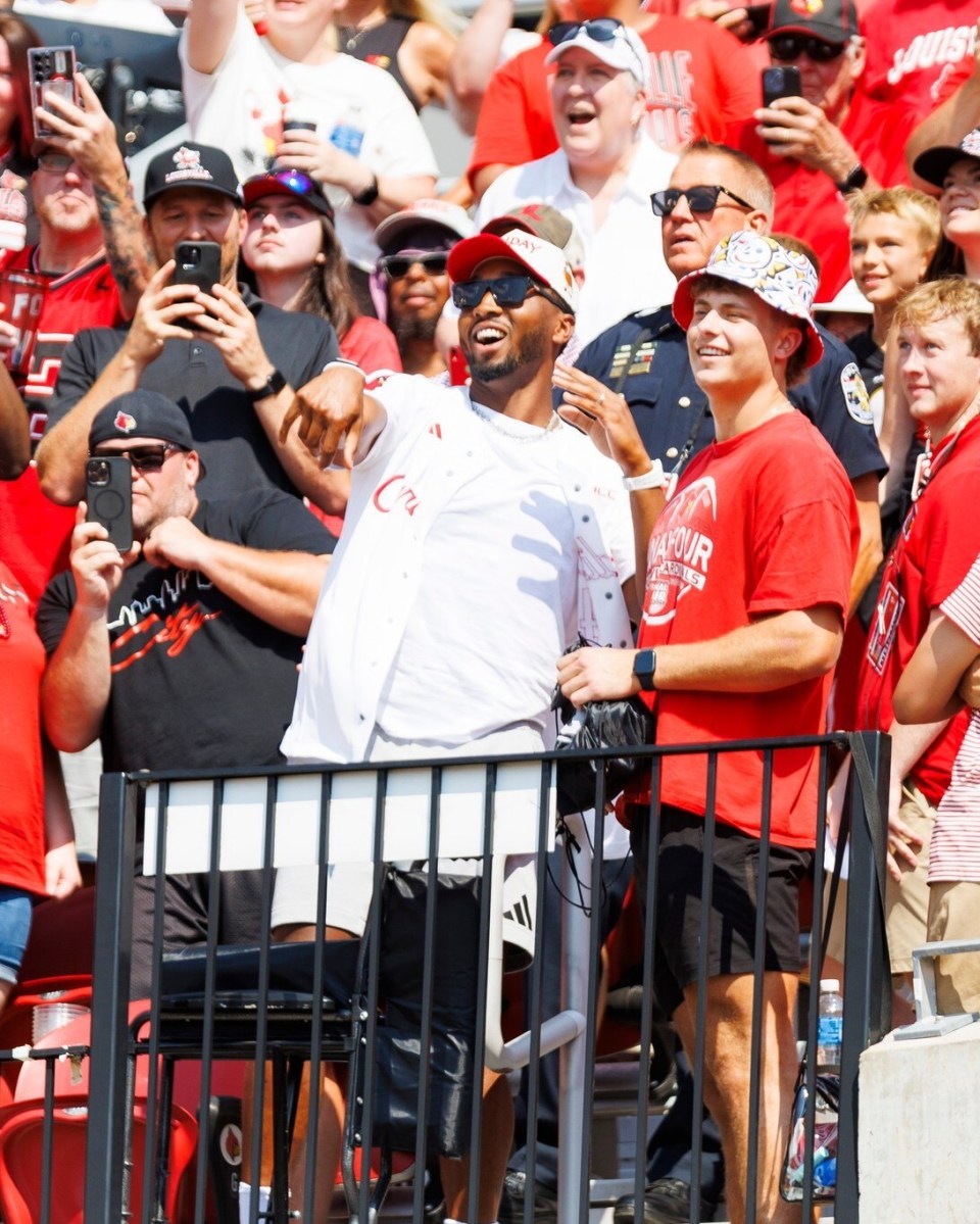 球队已经安, jA, 练营的大幕 球队已经安, jA, 练营的大幕