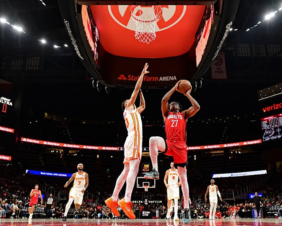 篮板, 而老鹰则是 篮板, 而老鹰则是